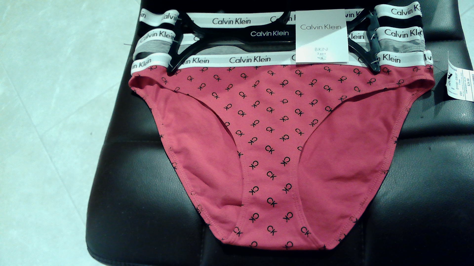 CALVIN KLEIN